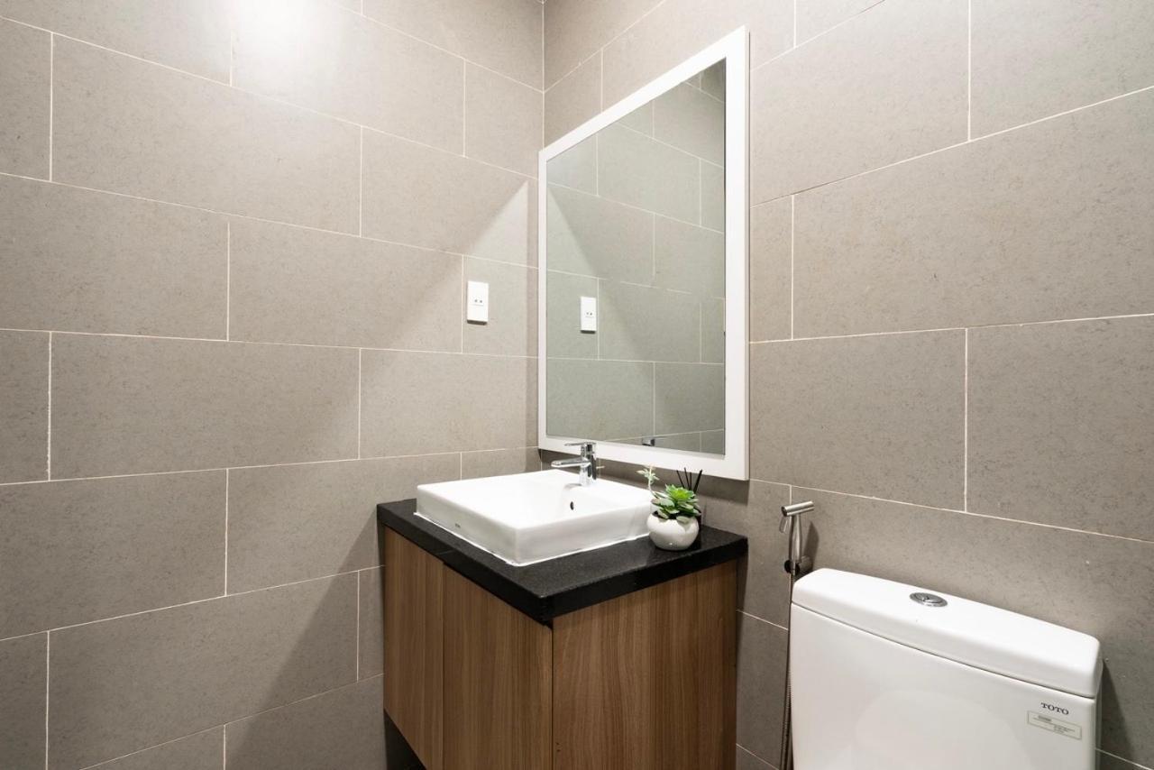Our Homestay Free Laundry Ho Chi Minh City Exterior photo
